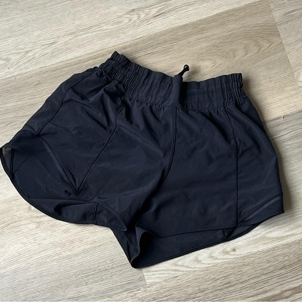 Lululemon Hotty Hot Lined Running shorts